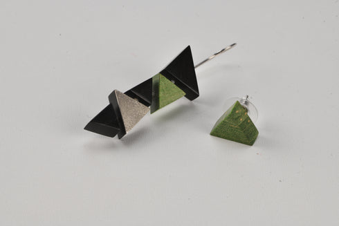 Sharp Gümüş Küpe