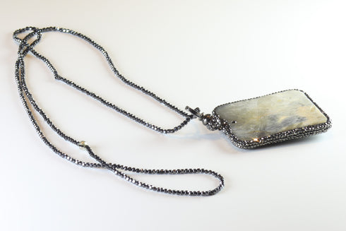 Işıltılı Kare Doğal Taş Kolye