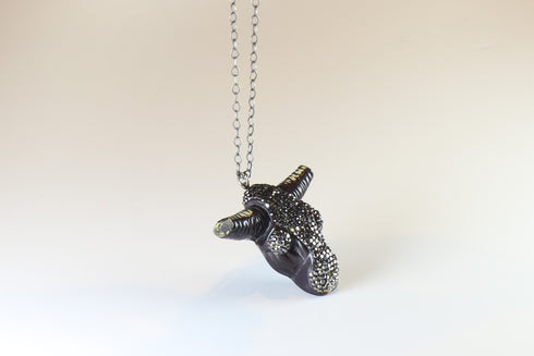 Şaman Gümüş Kolye - Boğa